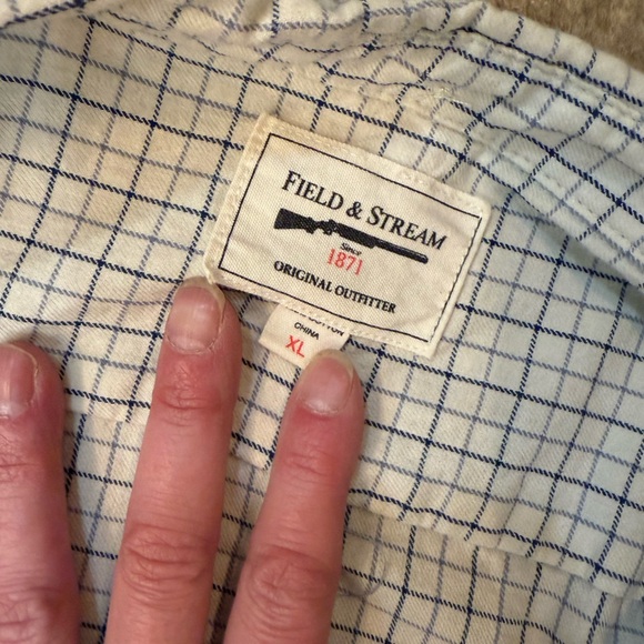 Field & Stream Button Down - Picture 3 of 3